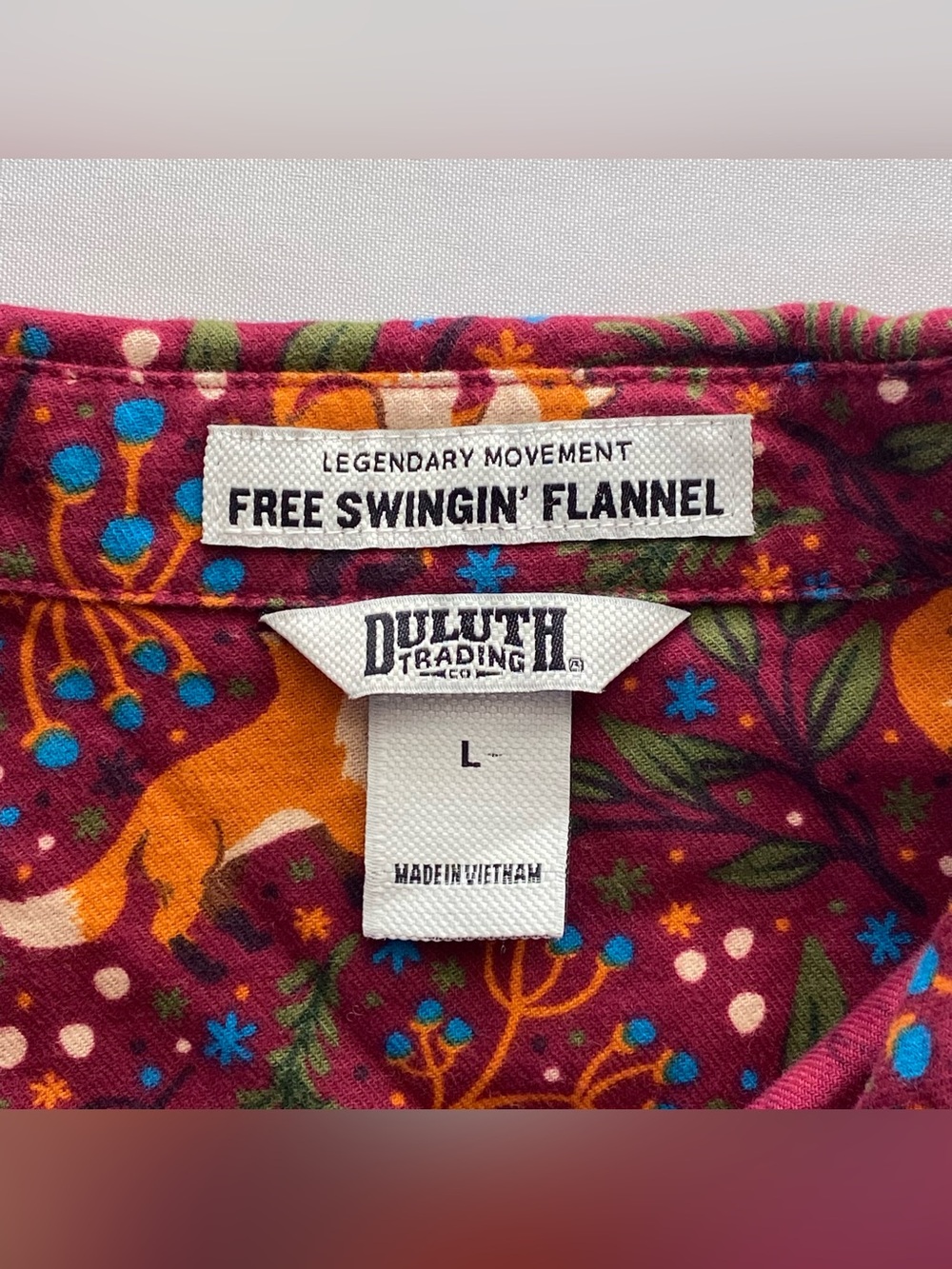Duluth Trading Co Sangria Fox Free Swinging Flannel Shirt Large Autumn Whimsical - Picture 10 of 14